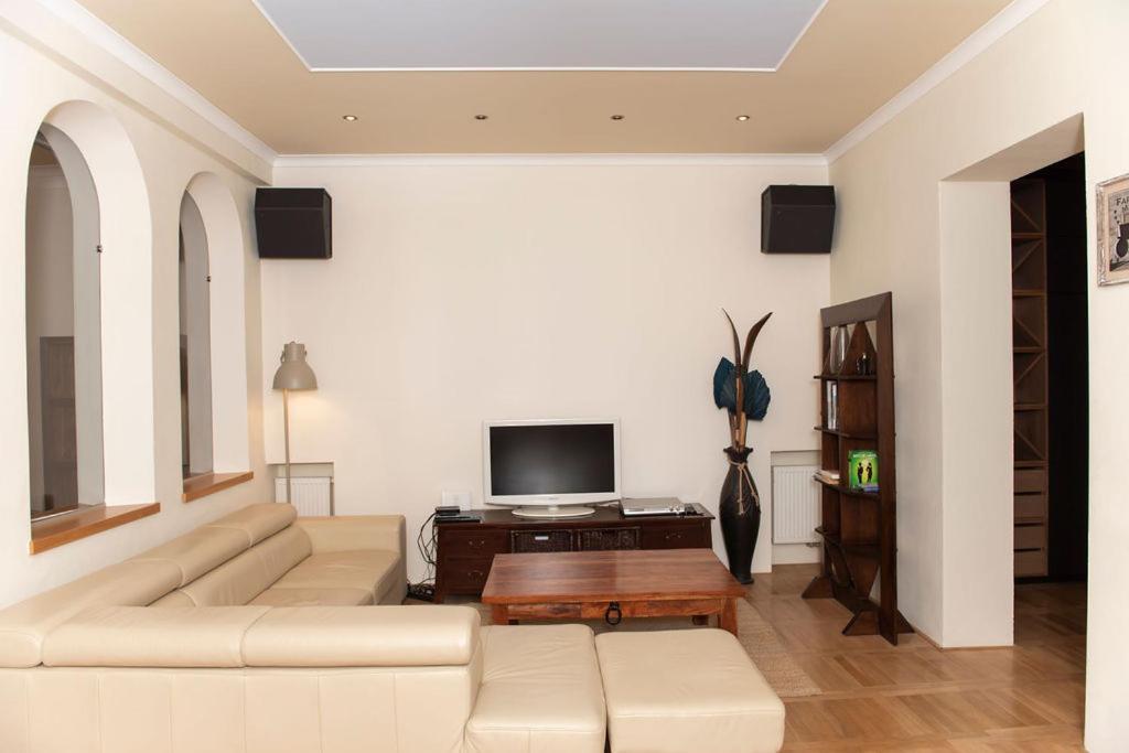 velký apartmán (145m2), v historickom centre Bratislavy na pešej zóne Bratislava Exterior foto